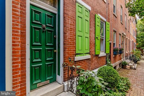 2028 Brandywine St, PHILADELPHIA, PA, 19130-3205 | Card Image