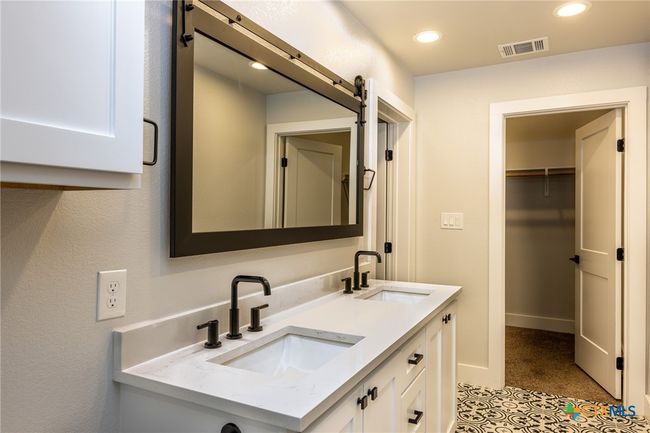 Primary Bathroom with Double Vanity | Image 17