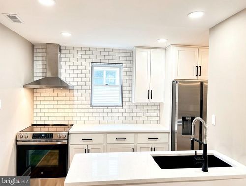 221 Denton Rd, FEDERALSBURG, MD, 21632-1115 | Card Image