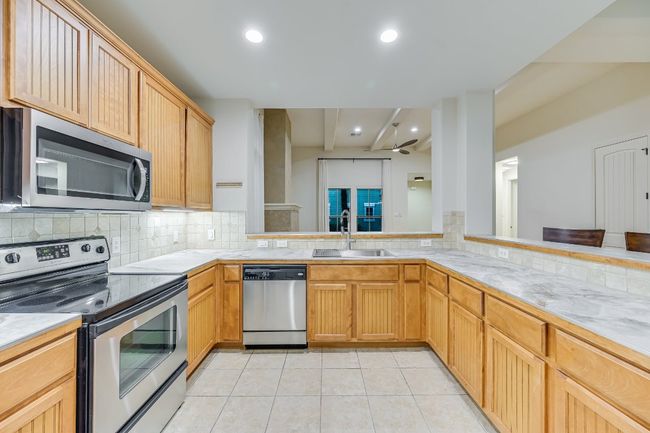APT-10 - 6201 River Place Blvd, House other with 2 bedrooms, 2 bathrooms and null parking in Austin TX | Image 10