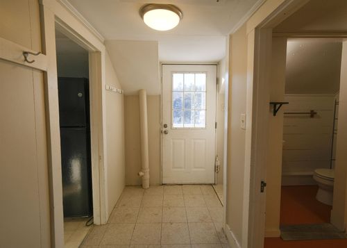 818 Main St, Proctorsville, VT, 05153-4404 | Card Image