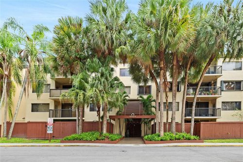 403-6601 Sw 116th Ct, Miami, FL, 33173-1756 | Card Image