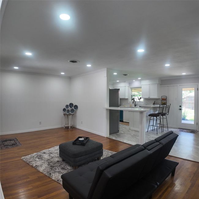 5714 Nina Lee Ln, House other with 4 bedrooms, 3 bathrooms and 1 parking in Houston TX | Image 8