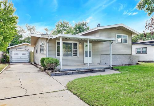 238 Western Ave, Haysville, KS, 67060-1528 | Card Image