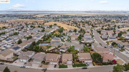 2393 Fieldgate Dr, Pittsburg, CA, 94565-7362 | Card Image