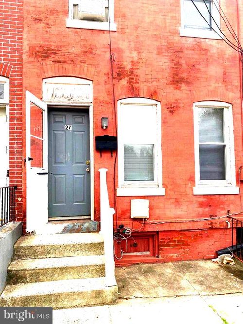 27 Swan St, Trenton, NJ, 08611-1627 | Card Image