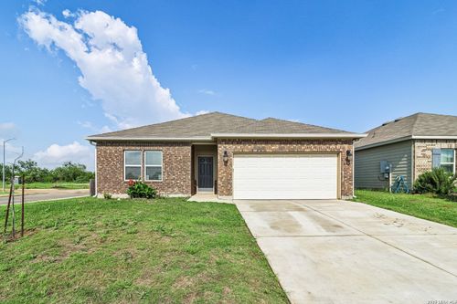 20045 Huckleberry St, Lytle, TX, 78052 | Card Image