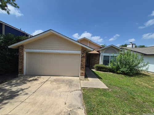 8469 Maple Ridge Dr, San Antonio, TX, 78239-4037 | Card Image