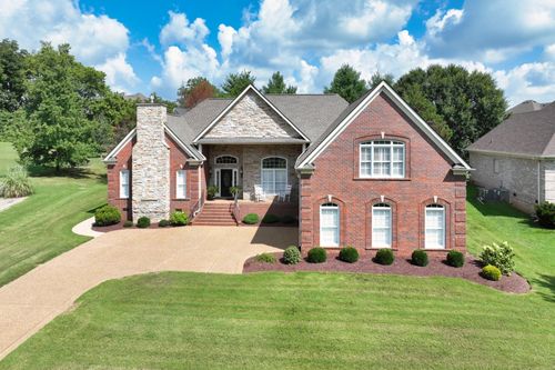 1017 Dorset Dr, Hendersonville, TN, 37075-1706 | Card Image