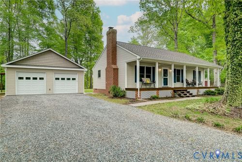 40 River Ct, Aylett, VA, 23009-3003 | Card Image
