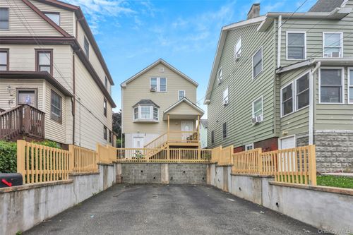 22 Conklin Ave, Haverstraw, NY, 10927-1515 | Card Image