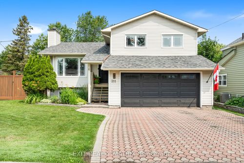 211 Castor St, Russell, ON, K4R1B8 | Card Image