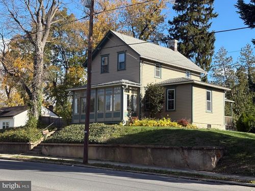 1217 N West St, CARLISLE, PA, 17013-1443 | Card Image