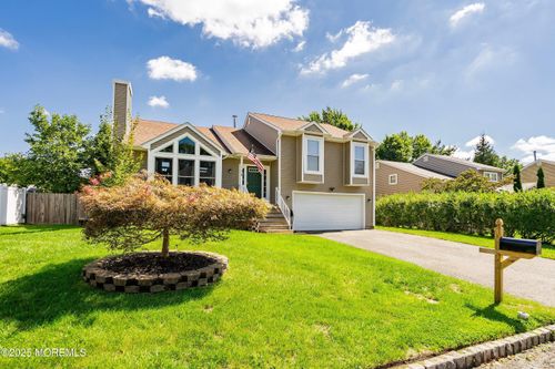 30 Heritage Dr, Howell, NJ, 07731-2900 | Card Image