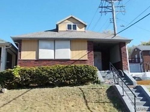 113 Bates St, Saint Louis, MO, 63111-2233 | Card Image