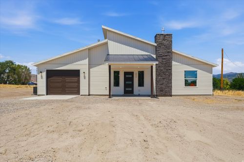 8820 W 25900 N, Portage, UT, 84331-8809 | Card Image