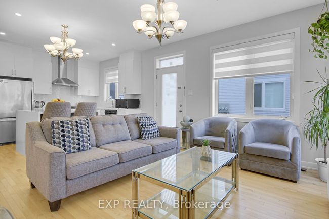 2021 Elevation Rd, House attached with 3 bedrooms, 3 bathrooms and 2 parking in Nepean ON | Image 11