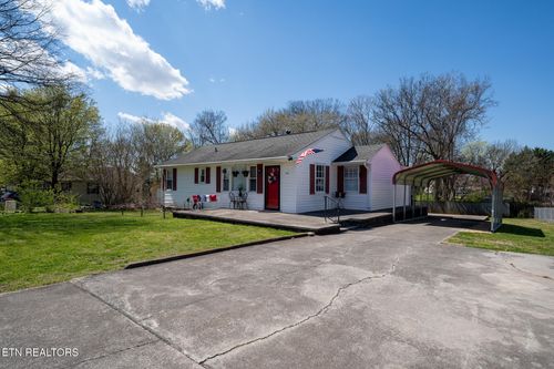 229 Meade St, Maryville, TN, 37804-2643 | Card Image
