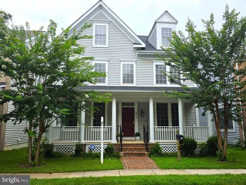 813 Royal Cres, ROCKVILLE, MD, 20850-6689 | Card Image
