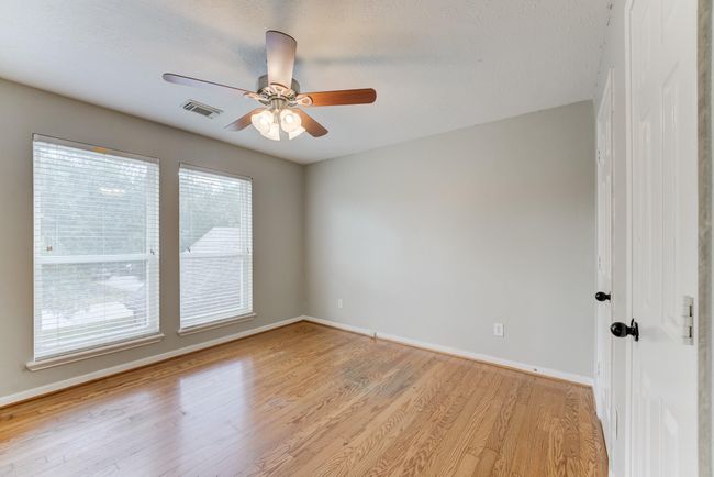 1015 Pine Walk Trl, House other with 4 bedrooms, 3 bathrooms and 2 parking in Spring TX | Image 32
