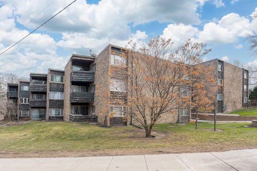 305-100 Cedar St, Mankato, MN, 56001-4603 | Card Image