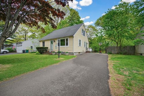 65 Burden Ave, North Attleboro, MA, 02763-1008 | Card Image