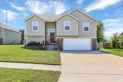 2709 Hackberry Drive, Junction City, KS, 66441 | Card Image