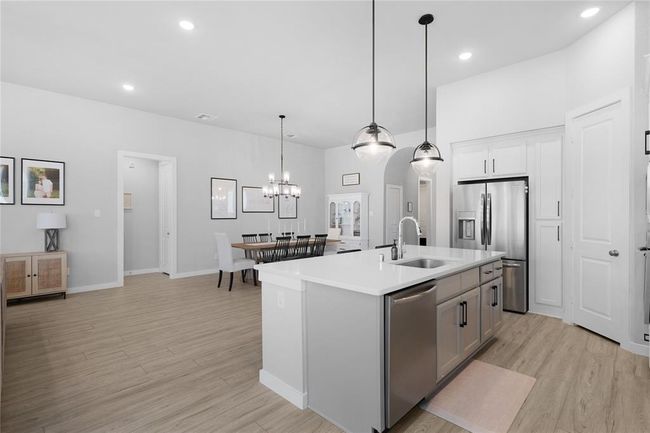 5122 Walnut Grove Ln, House other with 4 bedrooms, 3 bathrooms and 2 parking in Manvel TX | Image 9