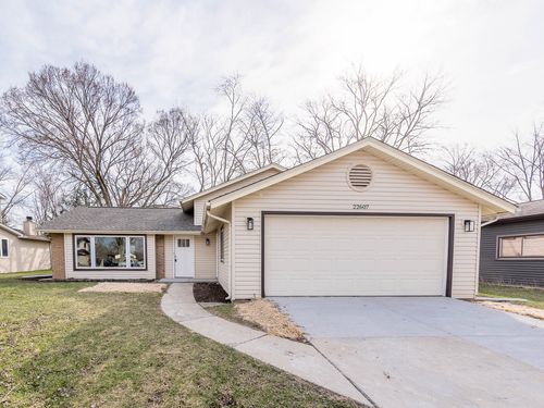 22607 Mission Dr, Richton Park, IL, 60471-1620 | Card Image