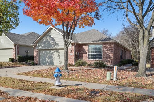 3225 Judge Holland Ln, Plano, TX, 75025-5298 | Card Image