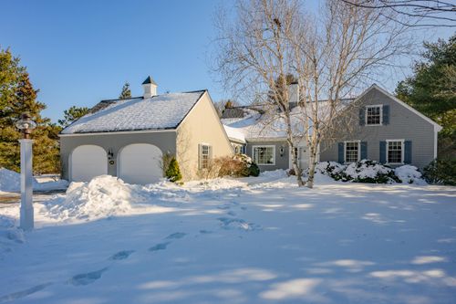 39 Spruce Run Dr, Brewster, MA, 02631-2542 | Card Image