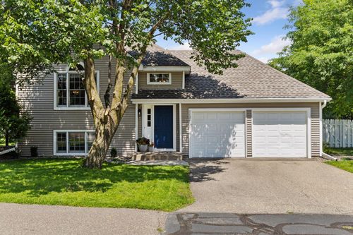 11267 49th Ave N, Plymouth, MN, 55442-2293 | Card Image