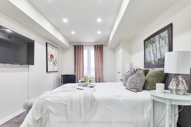 2 - 46 Petra Way, Condo with 2 bedrooms, 2 bathrooms and 2 parking in Whitby ON | Image 15