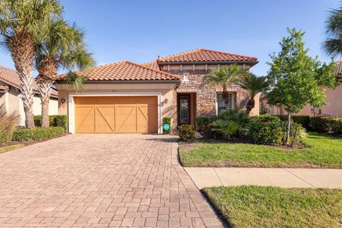 2414 Vaccaro Dr, SARASOTA, FL, 34231-6024 | Card Image