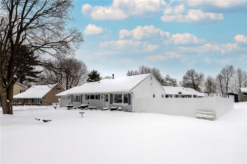 411 Van Roen Rd, Utica, NY, 13502-2414 | Card Image