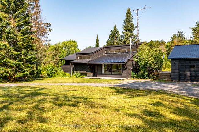 1049 Lawrence Pit Rd, House other with 4 bedrooms, 3 bathrooms and 6 parking in Utterson ON | Image 36