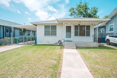 206 University Ave, San Antonio, TX, 78201-6326 | Card Image
