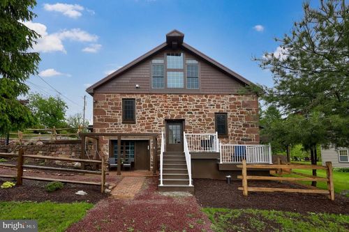 1700 Texter Mountain Rd, REINHOLDS, PA, 17569-9206 | Card Image