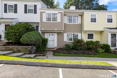 305-93 Park Ave, Danbury, CT, 06810-7628 | Card Image