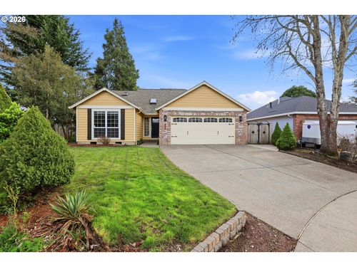 212 E Crestview Dr, Newberg, OR, 97132 | Card Image
