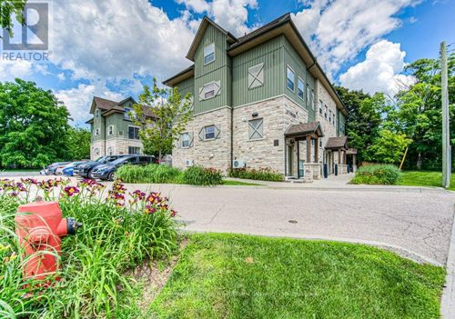 a103-112 Union Street E, Waterloo, ON, N2J1C5 | Card Image