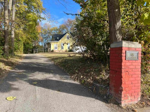 615 E Sycamore St, Kokomo, IN, 46901-4871 | Card Image