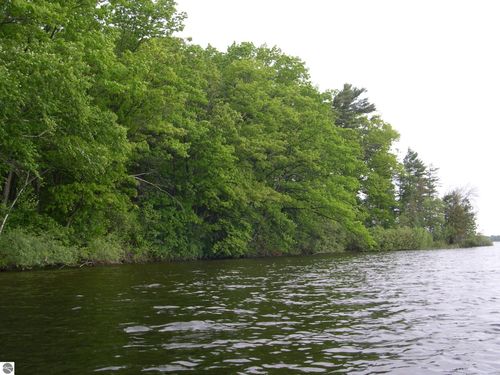 1573 Edgewater Rdg, Traverse City, MI, 49684 | Card Image
