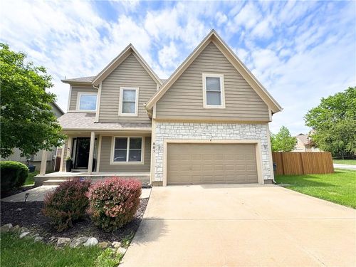 883 S Clearwater Creek Dr, Olathe, KS, 66061-5237 | Card Image