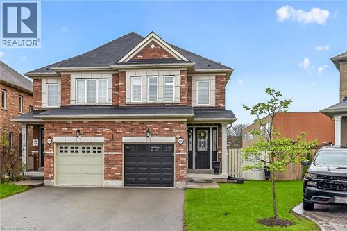 100 Narbonne Cres, Stoney Creek, ON, L8J0J6 | Card Image
