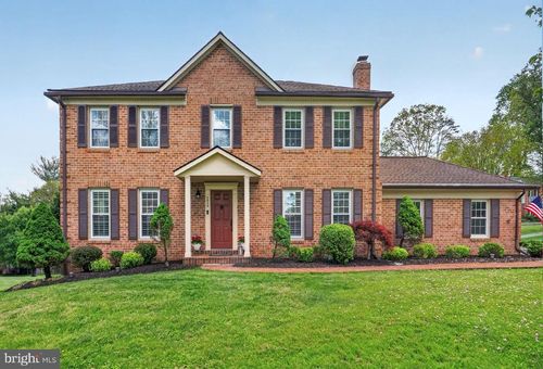 2935 Miller Heights Rd, OAKTON, VA, 22124-1819 | Card Image