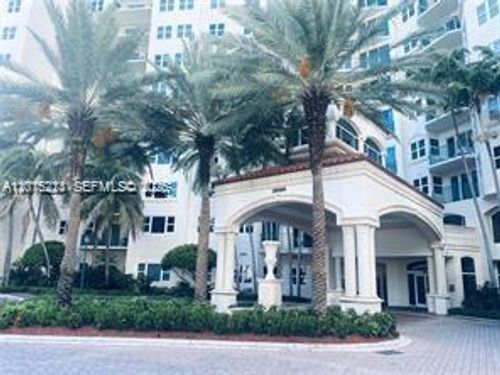 ts07-20000 E Country Club Dr, Aventura, FL, 33180-3004 | Card Image