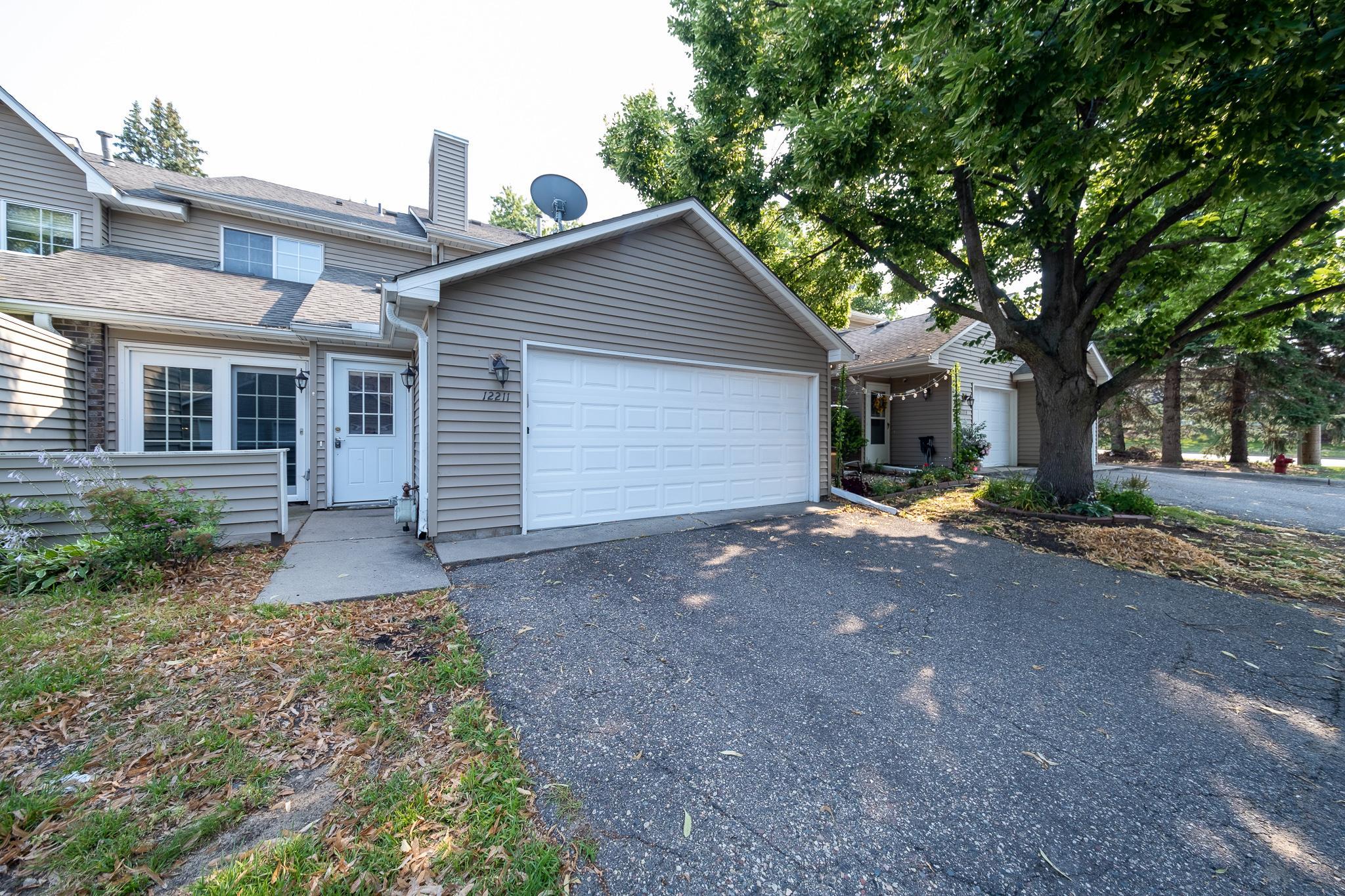 County Road 11 , Burnsville, MN 55337