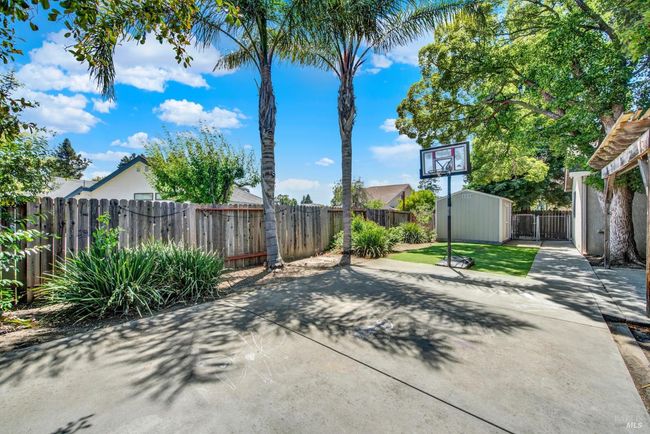 945 Hickory Avenue, House other with 3 bedrooms, 2 bathrooms and 2 parking in Fairfield CA | Image 55