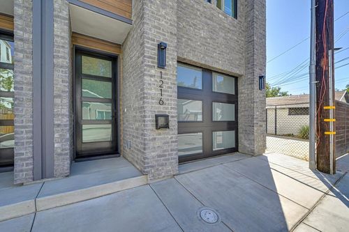 1216 Uptown Aly, Sacramento, CA, 95818 | Card Image